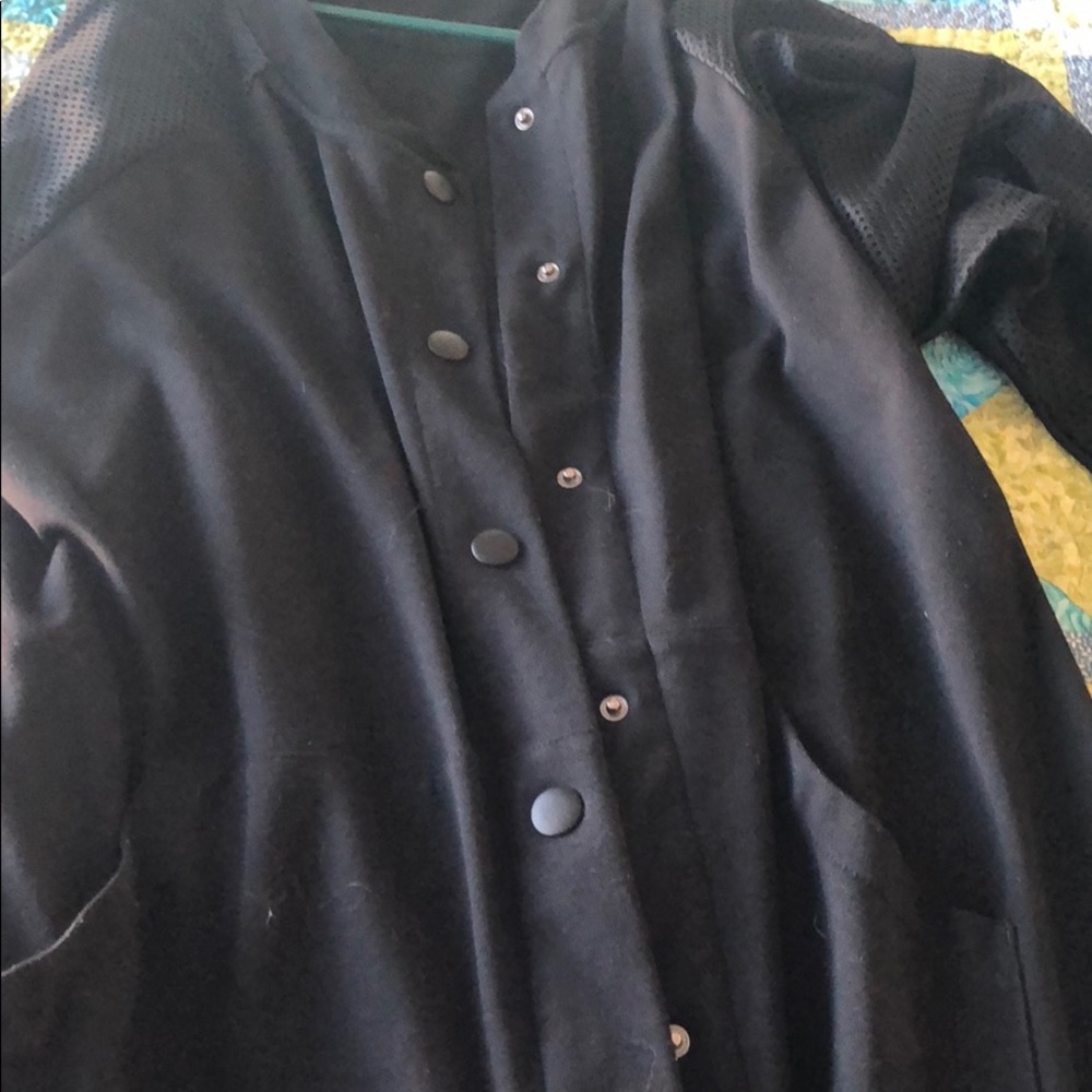 Active jacket - Picture 3 of 3